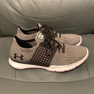 Under Armour “I Will Run Long” Running shoes